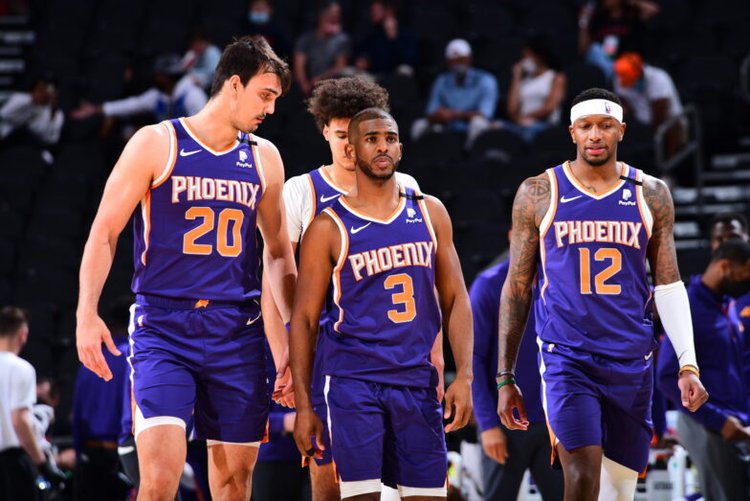 【集锦】火箭119-96湖人 杜兰特25+9率队大胜送湖人三连败（集锦：火箭119-96大胜湖人 杜兰特25+9领衔送湖人三连败）